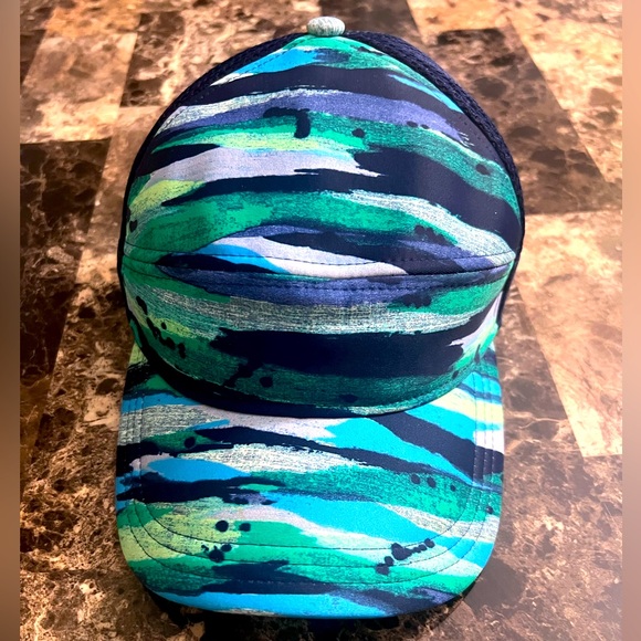 LULULEMON HAT SNAPBACK 5 PANEL TRUCKER BLUE MESH CAP ONE SIZE EUC - Picture 1 of 11